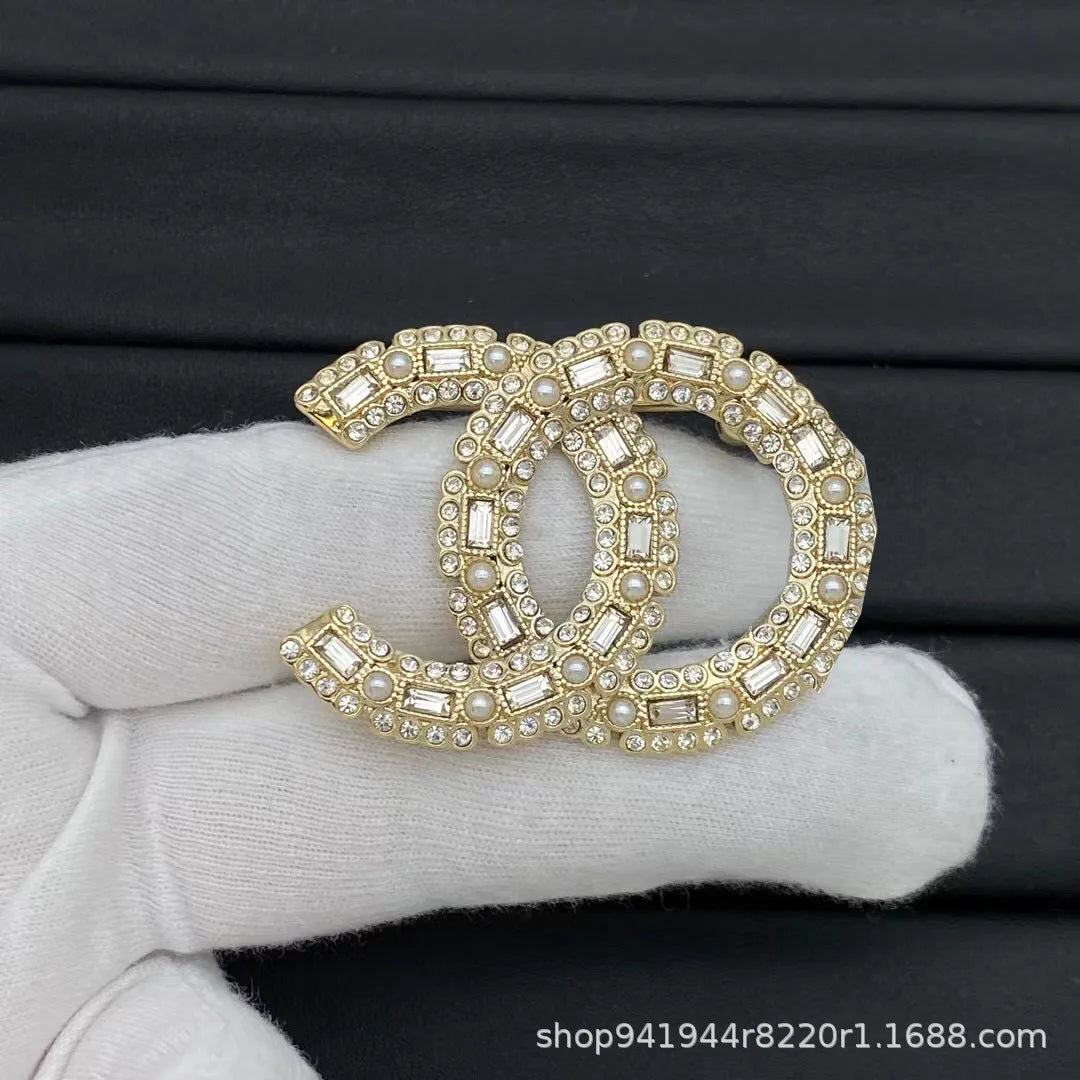Diamond Encrusted Double Brooch With Pearl Accents Anti Light Pin Versatile Corsage For Men And Women
