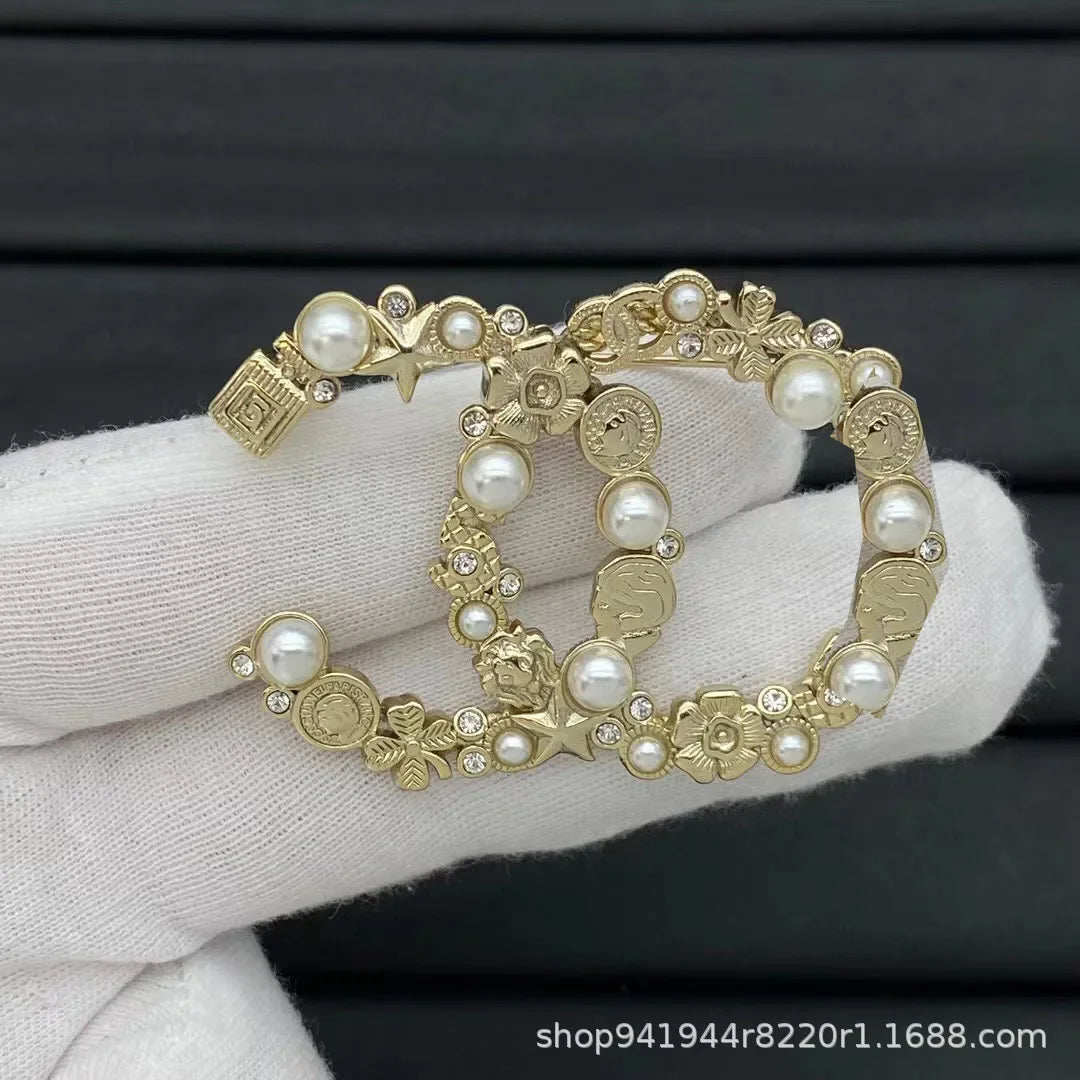 Diamond Encrusted Double Brooch With Pearl Accents Anti Light Pin Versatile Corsage For Men And Women