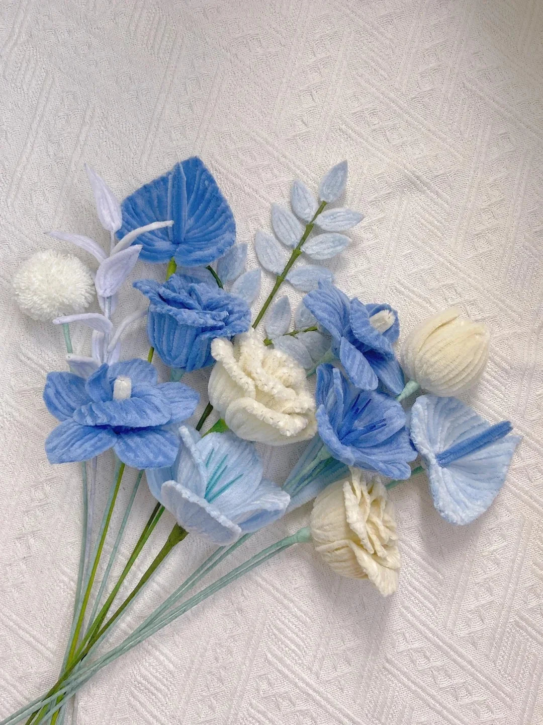 Blue And White Pipe Cleaner Flower Set DIY Craft Kit With 150 Or 161 Pieces For Mothers Day Graduation Valentines Day